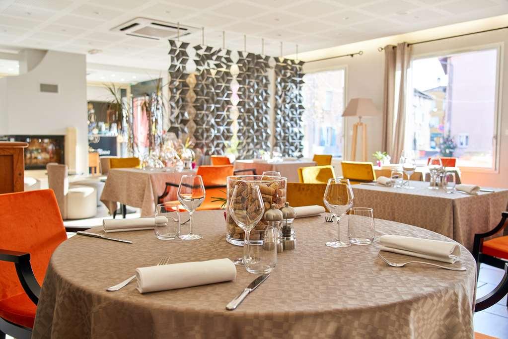 Le Place Neuve Brullioles Εστιατόριο φωτογραφία